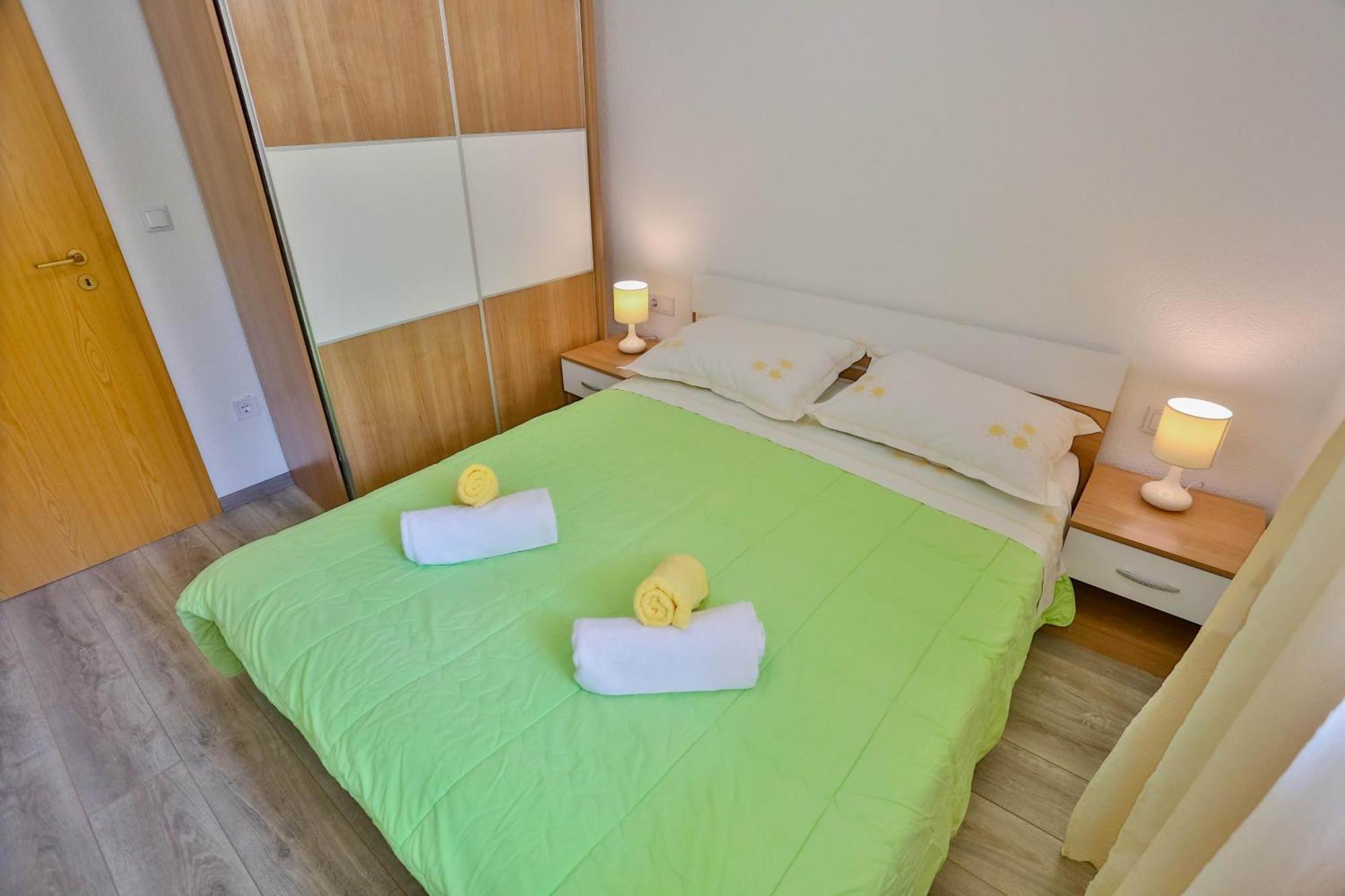 Apartments With A Parking Space Sutivan, Brac - 752 Quarto foto
